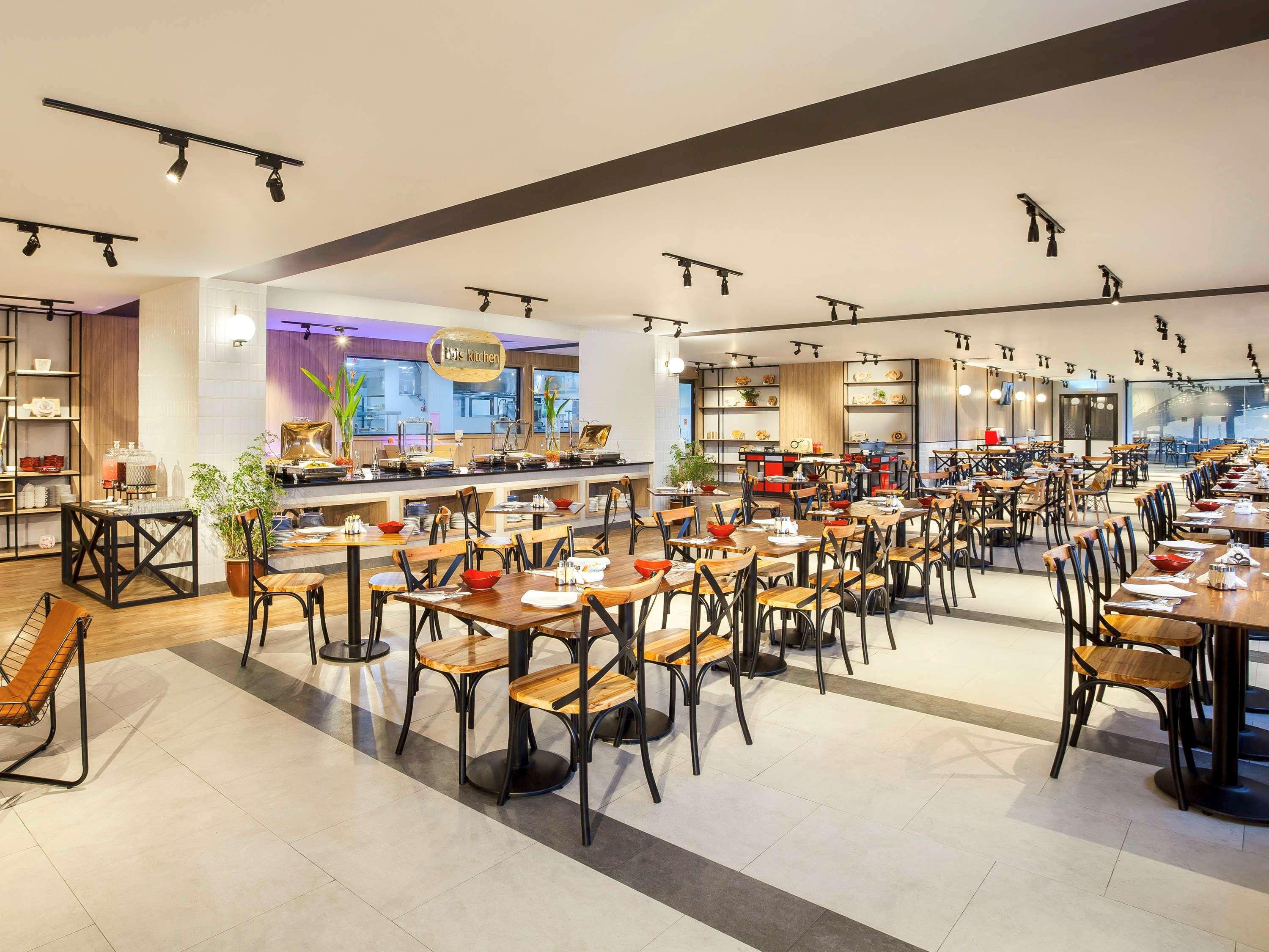 Ibis Pontianak City Center Dış mekan fotoğraf