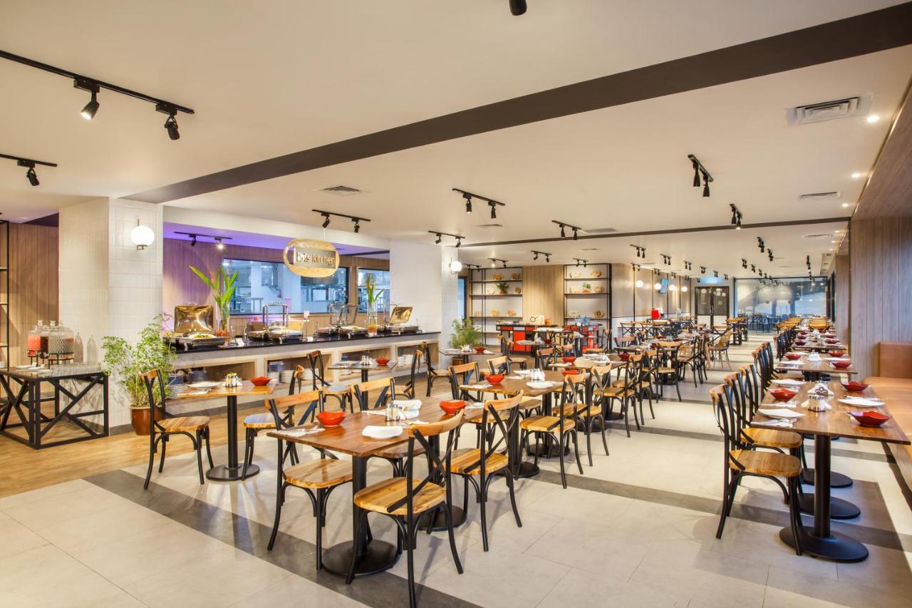 Ibis Pontianak City Center Dış mekan fotoğraf