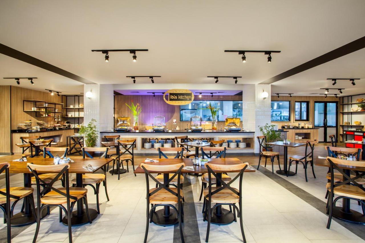 Ibis Pontianak City Center Dış mekan fotoğraf