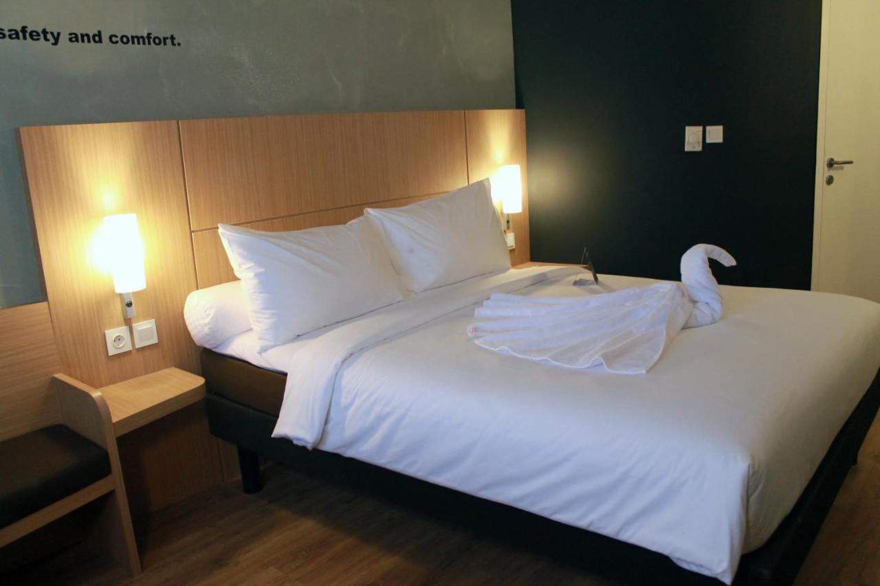 Ibis Pontianak City Center Dış mekan fotoğraf