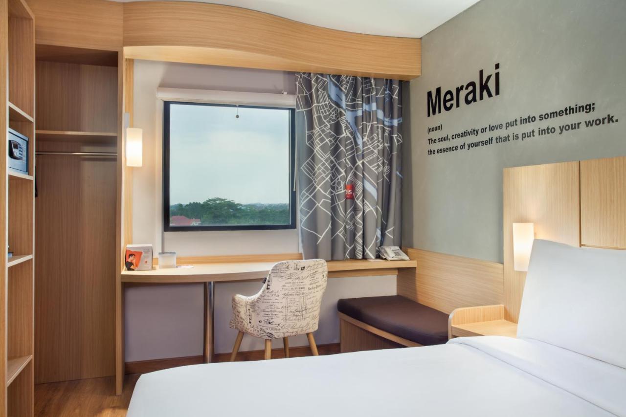 Ibis Pontianak City Center Dış mekan fotoğraf